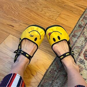 SOLD-Hot chocolate emoji Mary Jane’s 39/8W